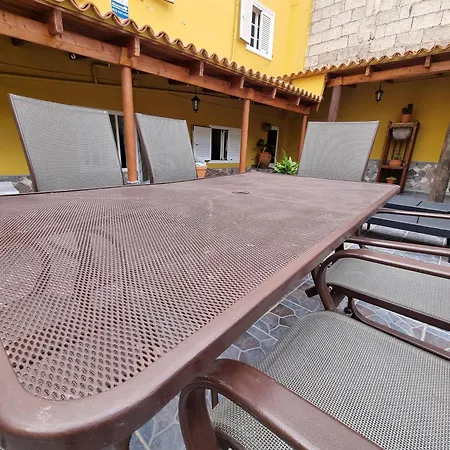 Our Canarian Daire *